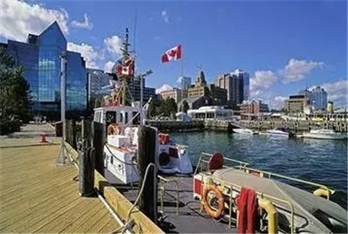 商业投资移民加拿大：投资移民加拿大的条件是什么？
